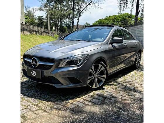 MERCEDES-BENZ CLA 200 1.6 FIRST EDITION TURBO GASOLINA 4P AUTOMATIZADO
